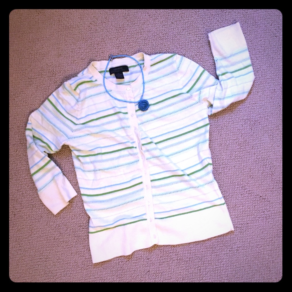 Express, Sweet yellow with green cardigan. Medium